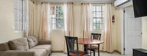 Your quaint home just steps from beach