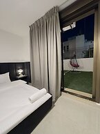 Stylish Luxe Apartment