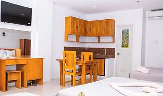 Empress Island Hotel