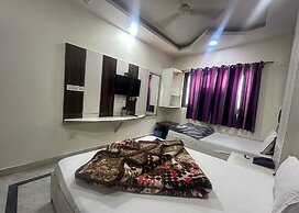 Hotel Mourya Deluxe