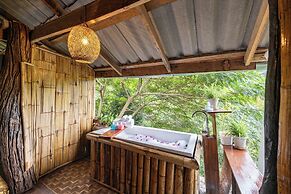 Monruamsuk Homestay Cafe And Bistro