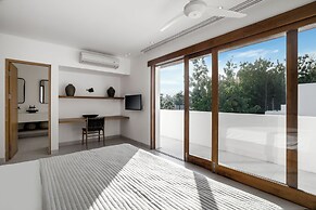 Villa Oasi 3 by Alfred in Bali