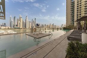 Maison Privee - Upscale Apt w/ Partial Dubai Marina & Palm Views
