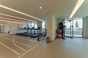 Maison Privee - Upscale Apt w/ Partial Dubai Marina & Palm Views