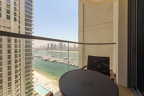 Maison Privee - Upscale Apt w/ Partial Dubai Marina & Palm Views