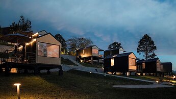Bobocabin Patra Parapat