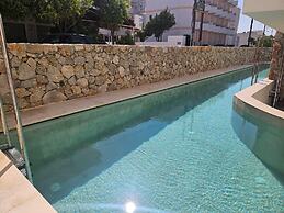 Cabana White Boutique Hotel
