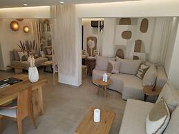 Cabana White Boutique Hotel