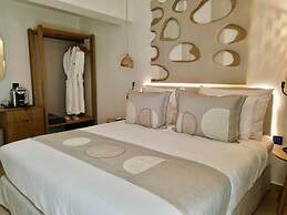 Cabana White Boutique Hotel