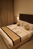 CROWN PARK LUXURY HOTEL