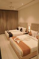 CROWN PARK LUXURY HOTEL