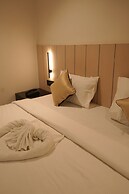 CROWN PARK LUXURY HOTEL