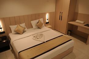 CROWN PARK LUXURY HOTEL
