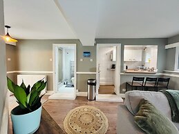 Mossley Hill Retreat