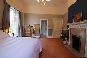 Mossley Hill Retreat