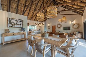 Ukanyi Luxury Villa