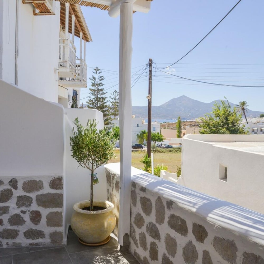 Dream on Adamas Milos