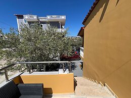 Golden Villa