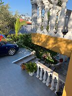 Golden Villa