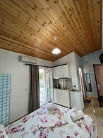Golden Villa