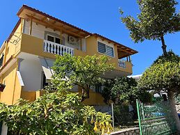 Golden Villa