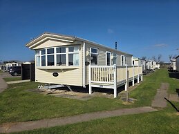 Remarkable Caravan- Chapel St Leonard's
