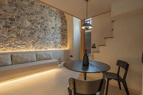 Alaya Suites