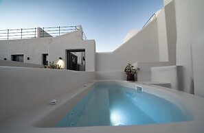 Alaya Suites