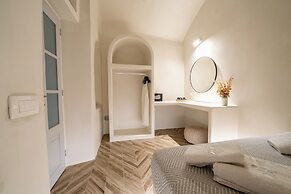 Alaya Suites