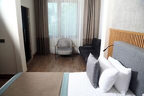 Perge Pine Green