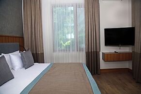 Perge Pine Green