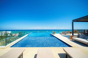 Marila - Luxury 3 BR - Ocean View & Pool