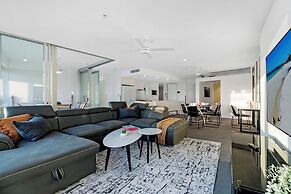 Private Q Tower Apartments - WOWSTAY