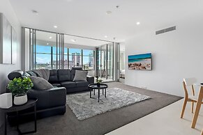 Private Q Tower Apartments - WOWSTAY