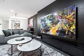 Private Q Tower Apartments - WOWSTAY