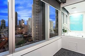 Private Q Tower Apartments - WOWSTAY