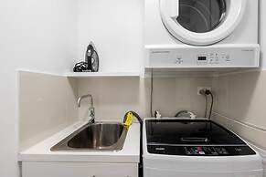 Private Q Tower Apartments - WOWSTAY