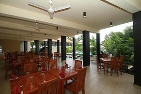 Garden Beach Hotel