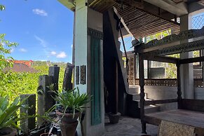 TwoSpaces Living at Bunga Desa Jimbaran