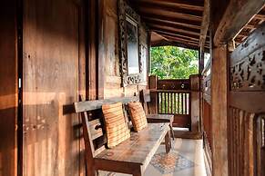 TwoSpaces Living at Bunga Desa Jimbaran