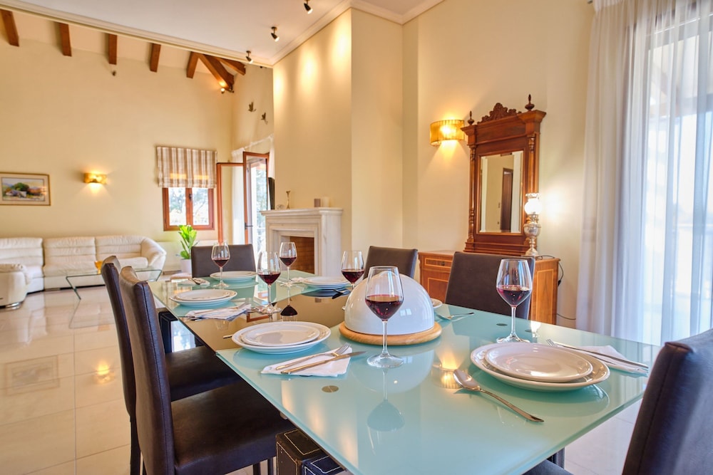 Utopia Beach Villa in Ionian Islands