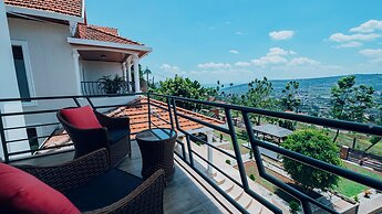 Rooftop View Apartments Rebero