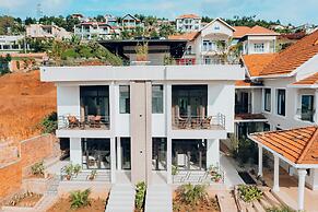 Rooftop View Apartments Rebero