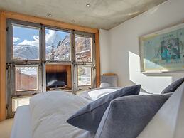Backstage Hotel Serviced Apartments