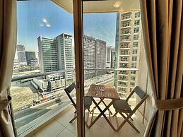 Lux BnB Burj Views