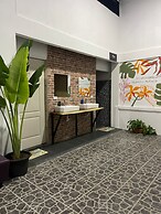 Asha Hostel