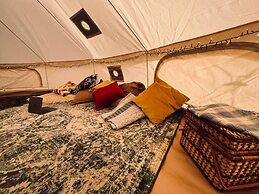 SagaCamp ehf