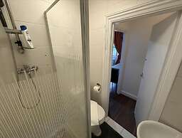 Studio Sleeps 2 With Internet Access
