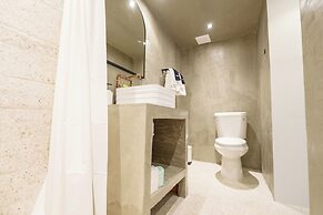 Romeo Hotel - Adults Only