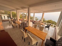 Hotel Hanna Suites